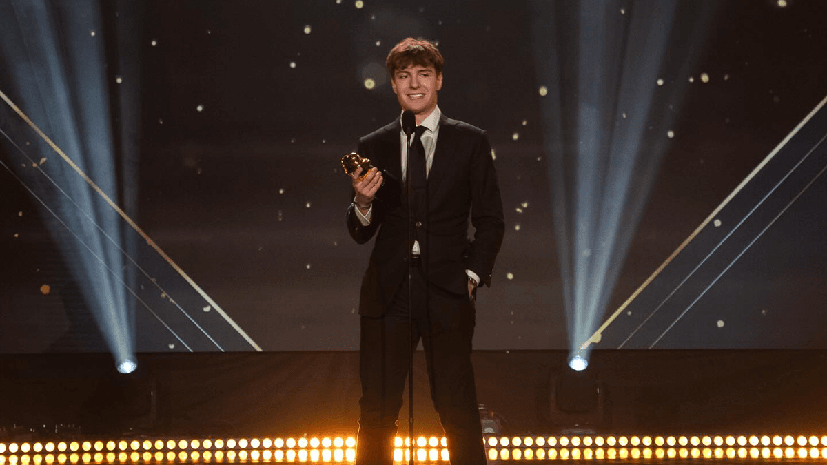 Clix winning Best Battle Royale Streamer